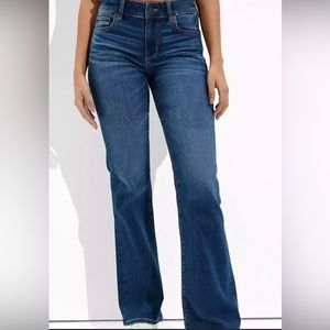 American Eagle Favorite Boyfriend Jeans- 6 short